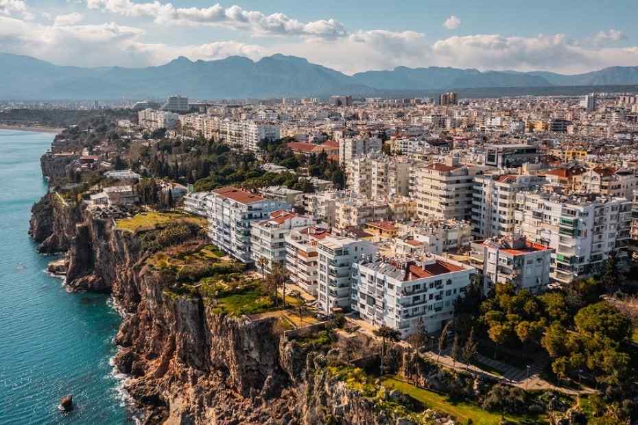 Why Do You Need to Buy a House in 2022?