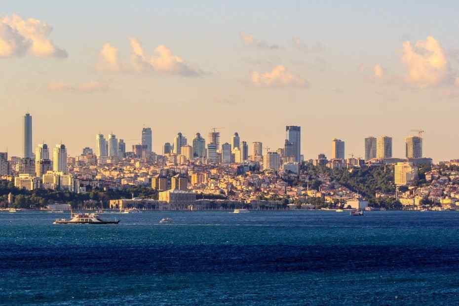 Why Do You Need to Buy a House in 2022?