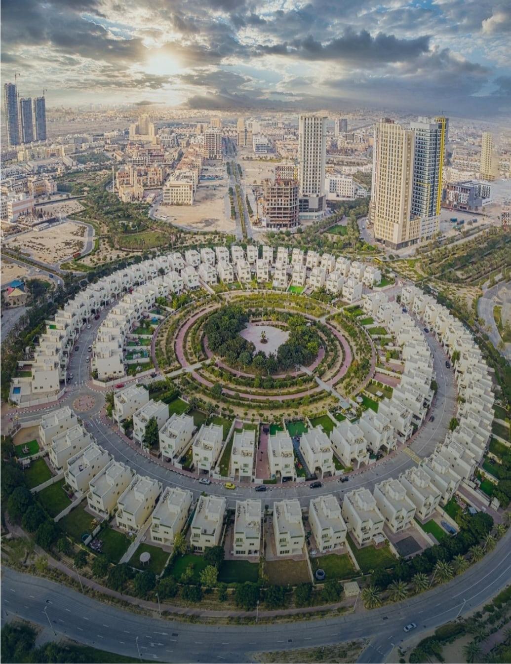 The Land of Luxury Image