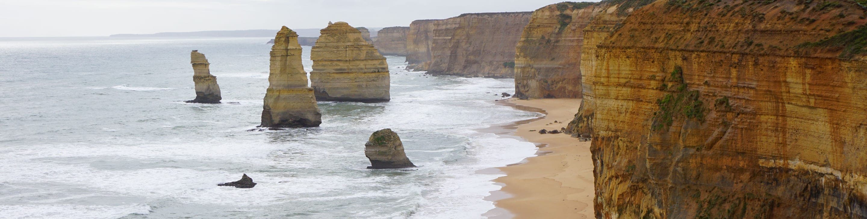 The Twelve Apostles limestone sea stacks on the Great Ocean Road, Victoria, Australia