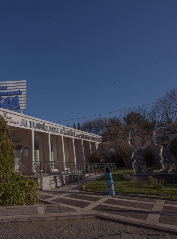 Altunizade Culture and Art Center