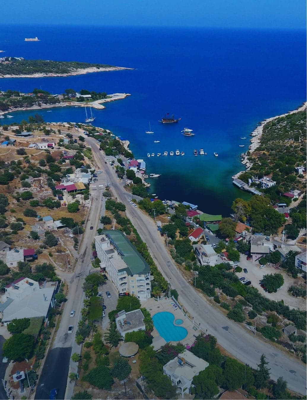 The Land of Luxury Image