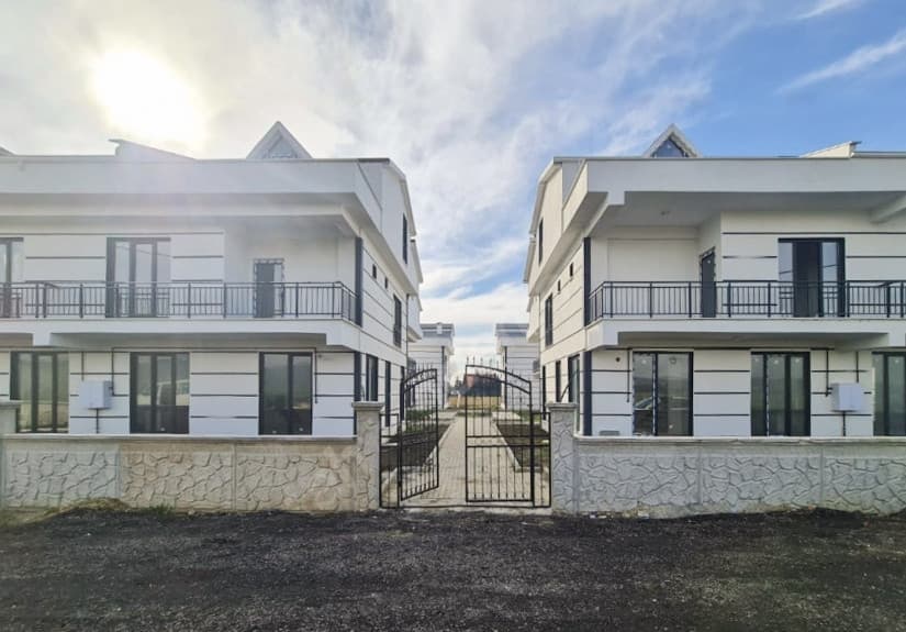 Avelyn Villas – image 1