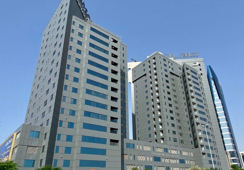 Executive Bay2