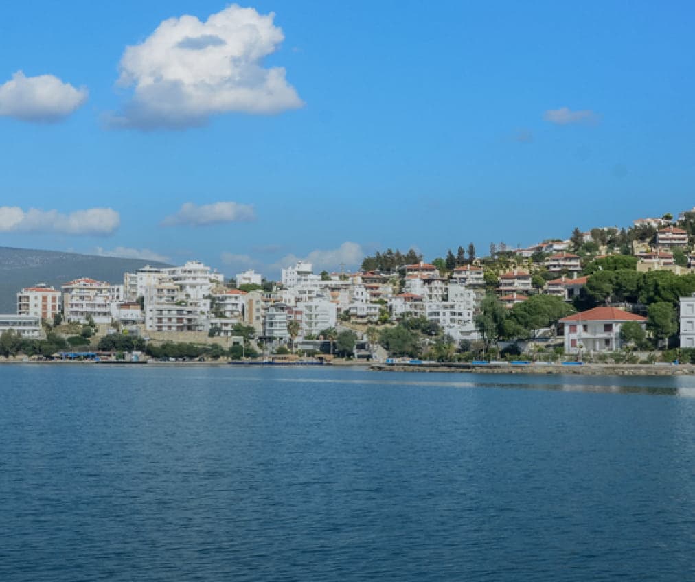 The Land of Luxury Image
