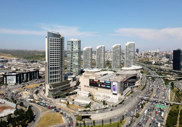 Midtown Prestige Residence