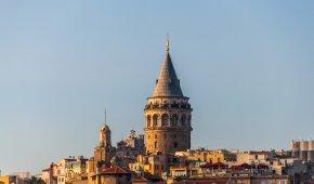 Eski İstanbul\'un Tarihi Evleri