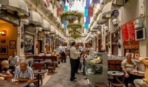 伊斯坦布尔的小世界：拱廊商店街
