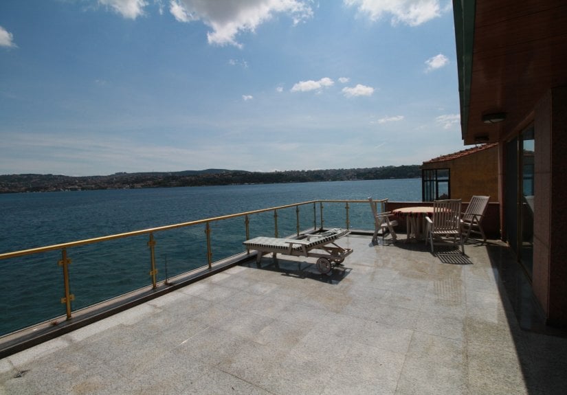 Properties - Waterfront Villa For Sale In Yeniköy propery page image
