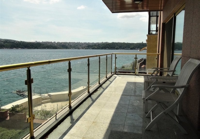 Properties - Waterfront Villa For Sale In Yeniköy propery page image
