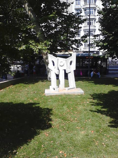 Monuments and Sculptures in Istanbul image2