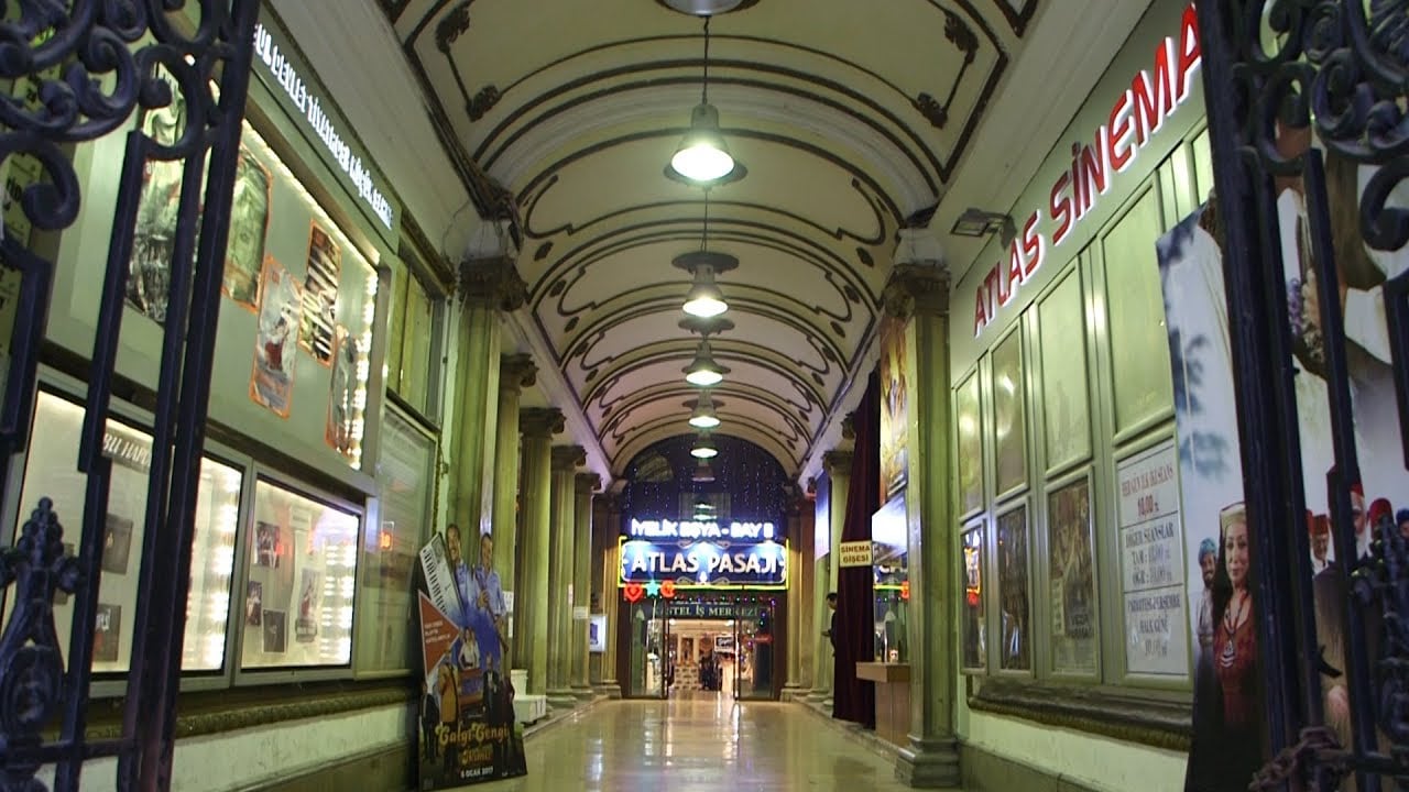 Sólo los pequeños mundos de Estambul; Arcadas image2