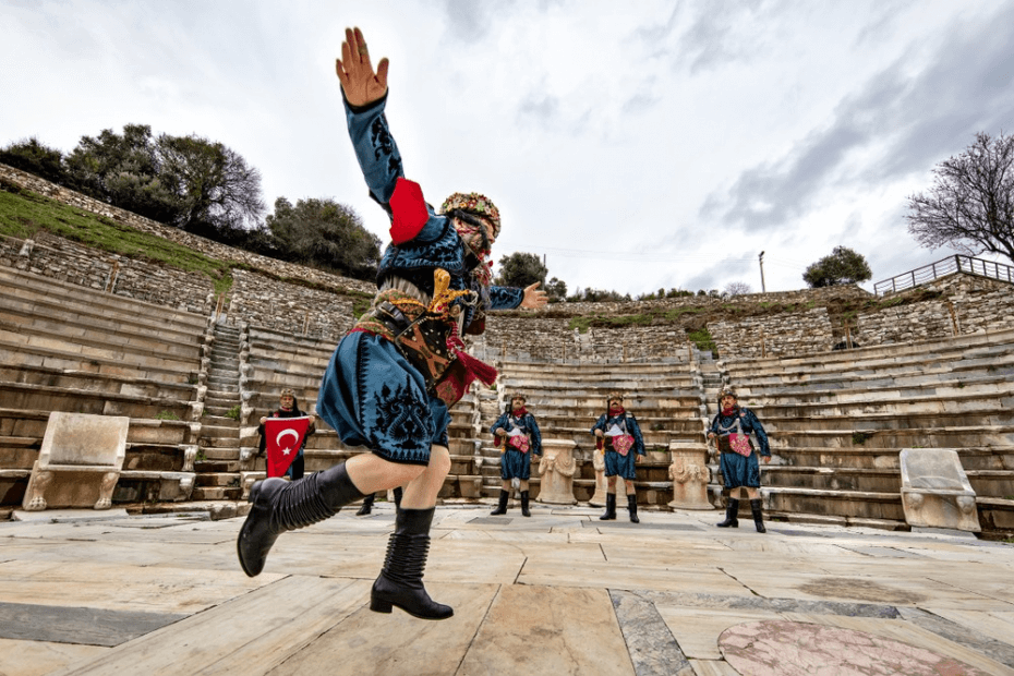 Turkish Music, Dance Culture and Traditions image1