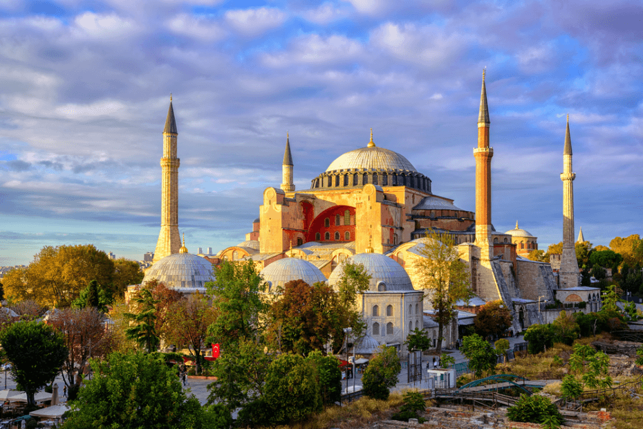 इस्तांबुल में यात्रा करने के लिए ऐतिहासिक मस्जिदें image6