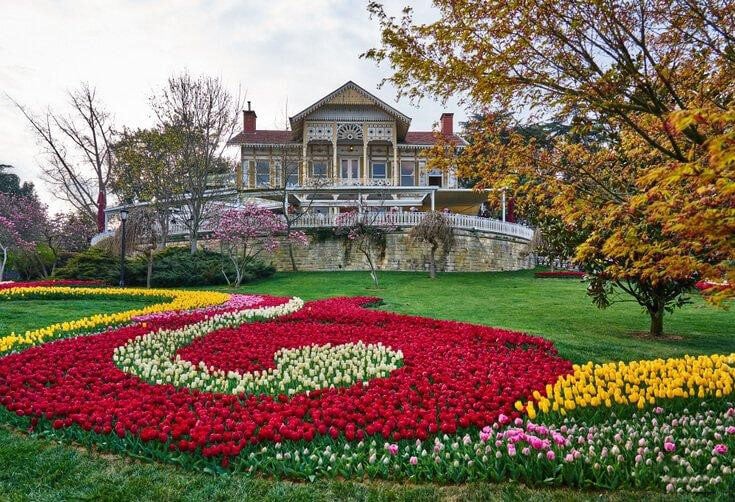 Ausgehen während einer Pandemie: Parks und städtische Freiflächen zu besuchen image3