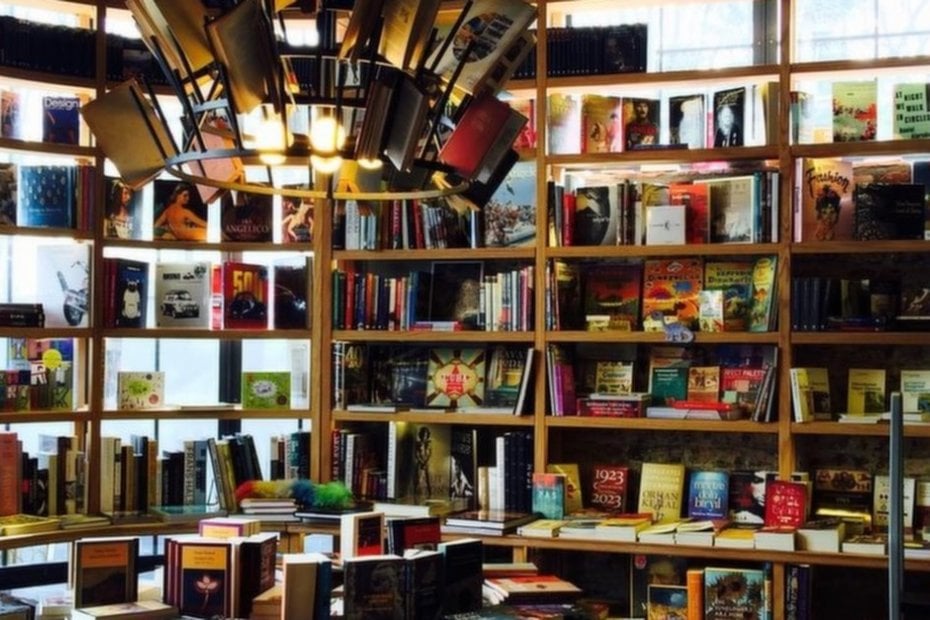 Peaceful Book Cafes of Istanbul image1