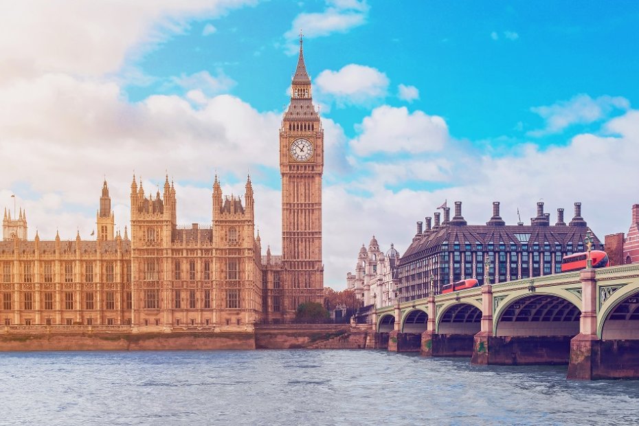 Iconic Clock Tower of London: Big Ben