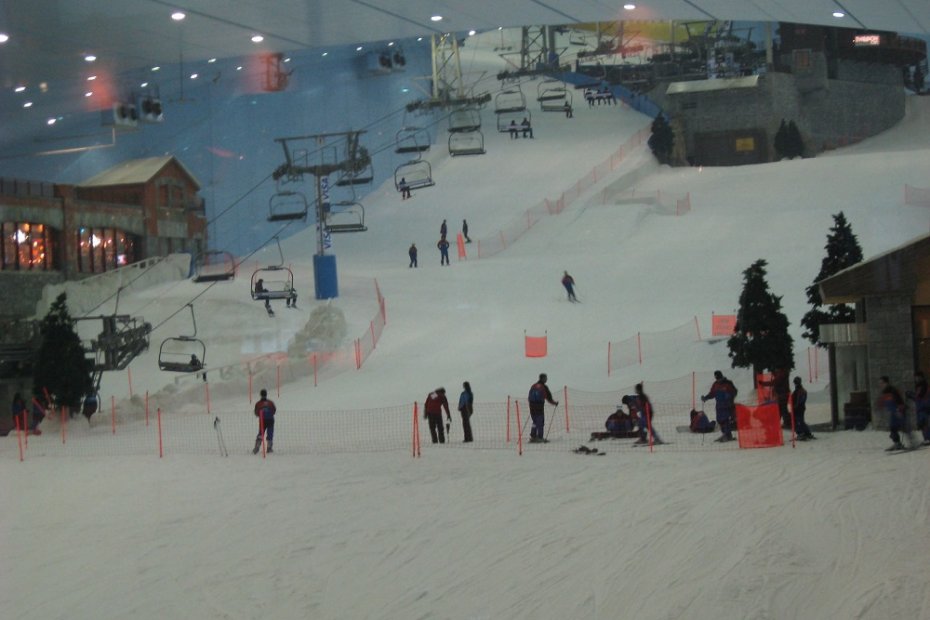 Polar Experience with Ski Dubai
