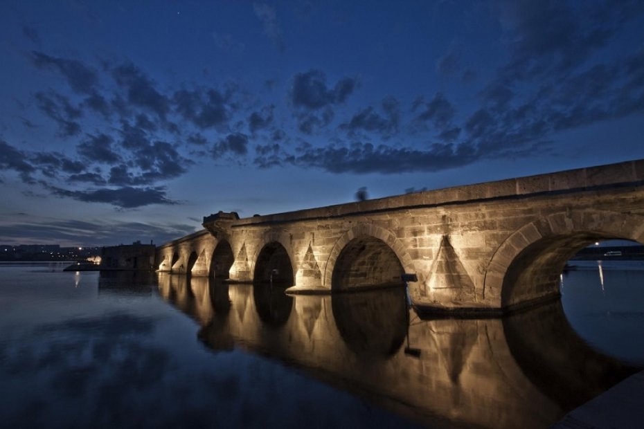 Famous Bridges in Istanbul image4