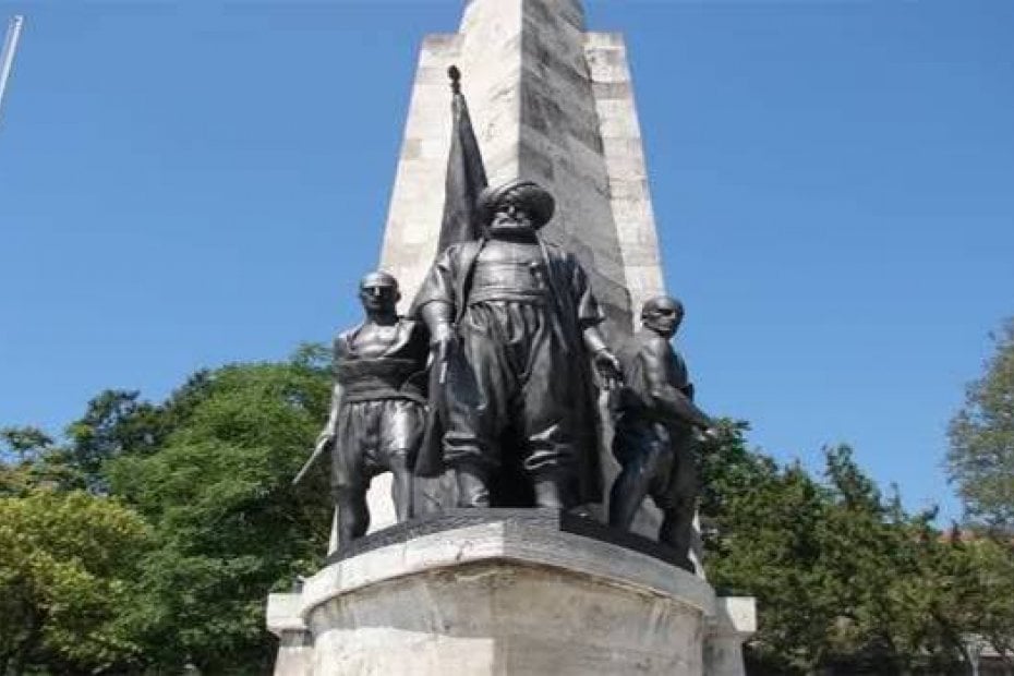 伊斯坦布尔的纪念碑与雕塑 image8